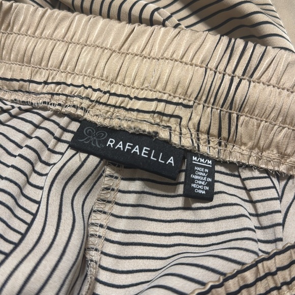 Geometric Patterned Lightweight Work Satin Tan Pants - Picture 6 of 6